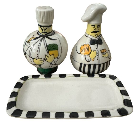 Vintage Chef Salt and Pepper Shakers with Tray‎ Ceramic Collectible - Picture 8 of 10